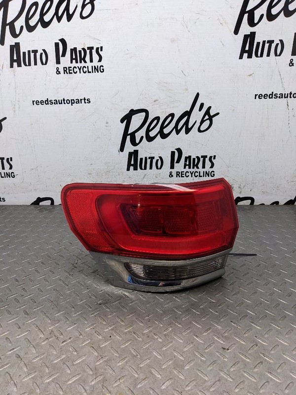 Driver Tail Light Wk Body VIN E Or F 6th Digit Fits 14-21 GRAND CHEROKEE 1180667