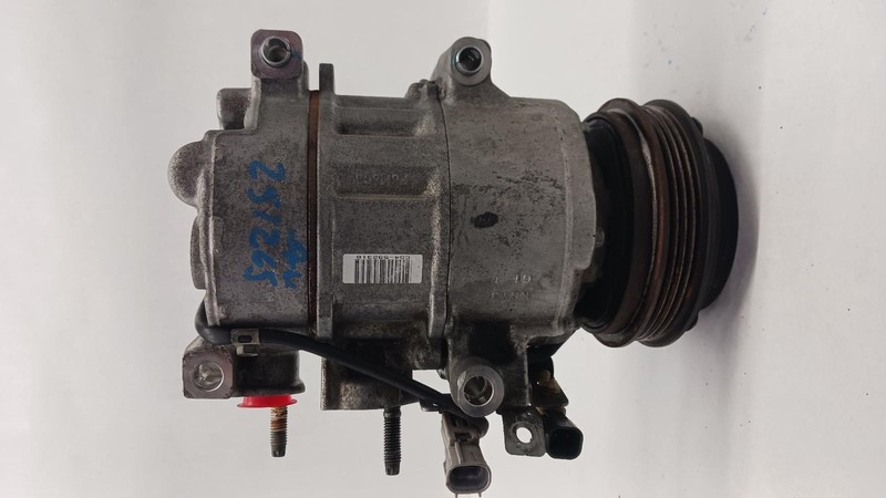 14-'18 FORD FOCUS AC Compressor 2.0L non-turbo 68k miles OEM 1 Year Wnty!