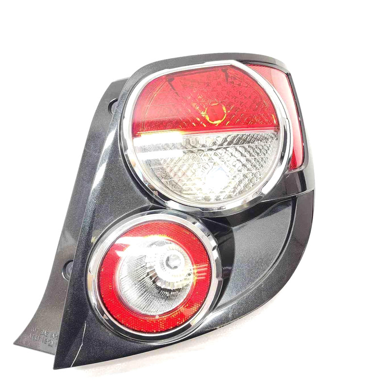 2013 Sonic RH Passenger Side Tail Light Assembly Part# 95470357