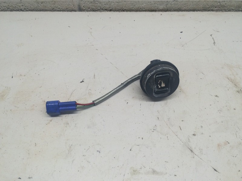 Q2b Yamaha Trim Switch 63D-82563-11-00