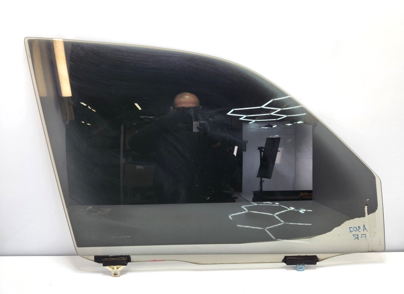 ✅ 98-02 OEM Toyota Land Cruiser J100 Front Right Door Window Glass Tinted NOTE*