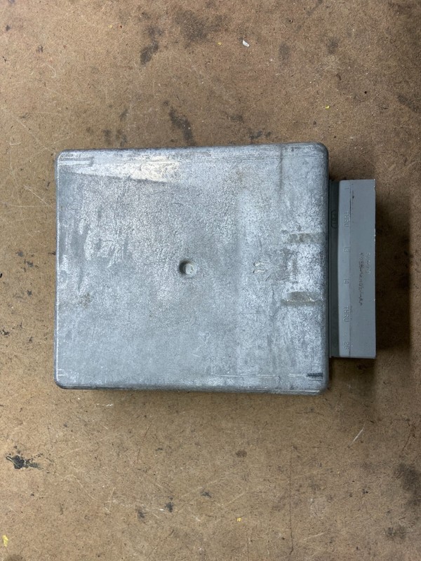 2000 Ford F-150 F 4.2L Engine Control Computer YC2F-12A650-FC M9164 DG