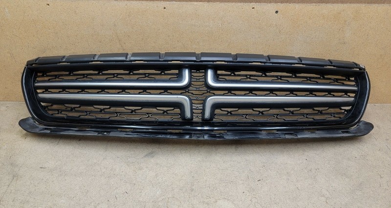 2015 - 2019 DODGE CHARGER UPPER FRONT BUMPER GRILLE OEM