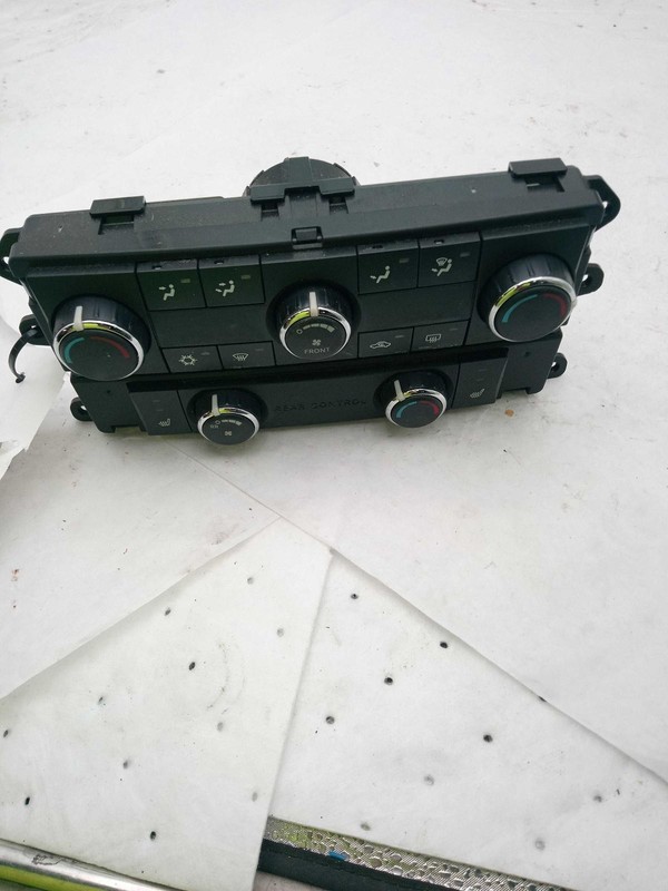 2010 Chrysler Town & Country A/C Selector Switch OEM Black 55111804AD