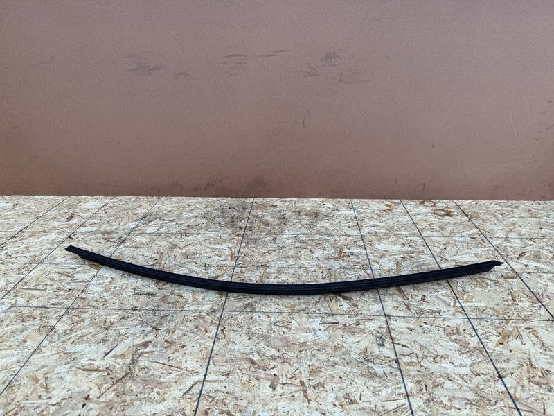 FORD MUSTANG GT 2024-2026 OEM RIGHT PASSENGER SIDE ROOF MOLDING TRIM PANEL COVER