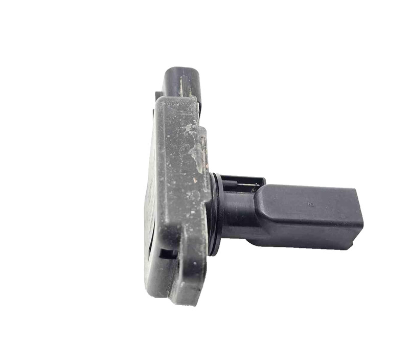 2001 Sequoia 4.7L Mass Air Flow Meter P/N 22204-0F10