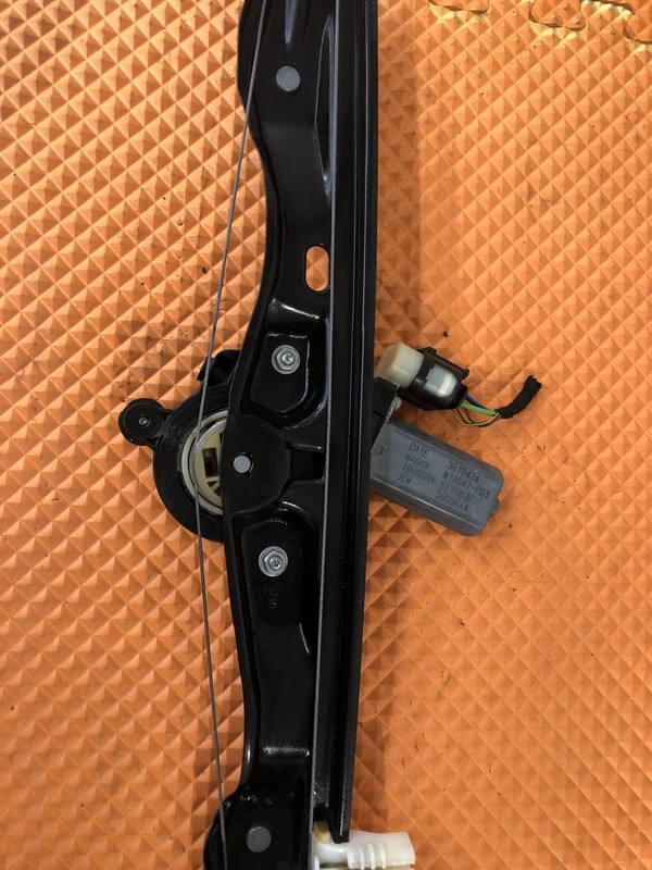 12-18 BMW 328I 320I F30 Rear Passenger Right Window Motor With Regulator Oem