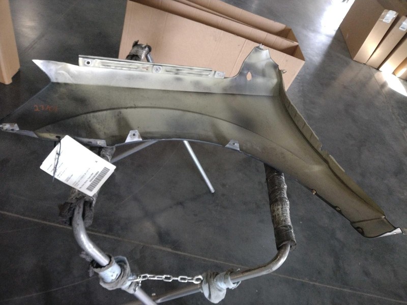 2009 KIA Sorento Right Fender Grey OEM Used 4DR SUV 88347 123K Miles
