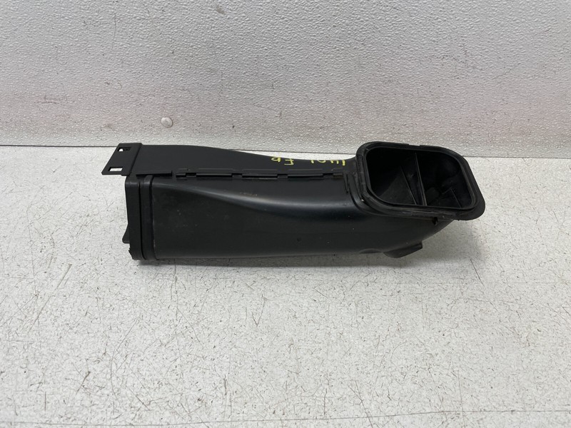 17 18 19 BMW G30 540i 530i Engine Air Intake Cleaner Duct Tube 1401 OEM