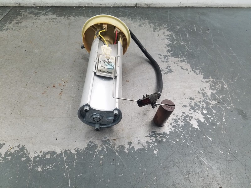 2003 Jeep Wrangler TJ Rubicon 4x4 Fuel Pump / Sending Unit #21507 F3