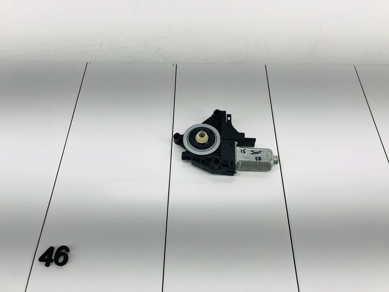 09-20 DODGE JOURNEY FRONT RIGHT PASSENGER SIDE DOOR WINDOW REGULATOR MOTOR OEM