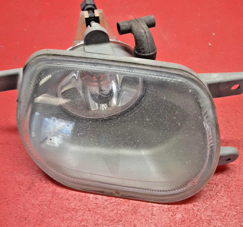 2003-2012 VOLVO XC90 Front Left Fog Light Unit 8693795
