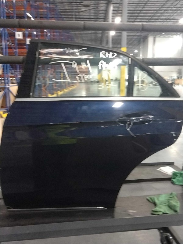 2015 MERCEDES E-CLASS LH DOOR BLUE OEM 561844 4DR PW PL 167K Miles
