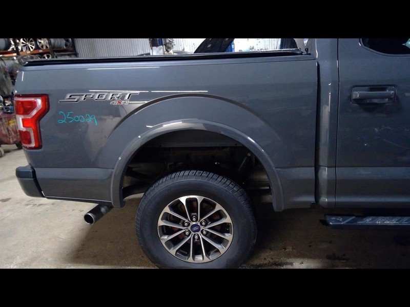 Pickup Box 5' 6" Box Fits 15-20 FORD F150 PICKUP 1525811
