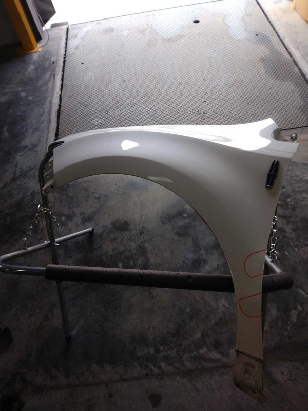 2014 Lincoln MKX Left Fender White Small Dent OEM 146128 4DR SUV