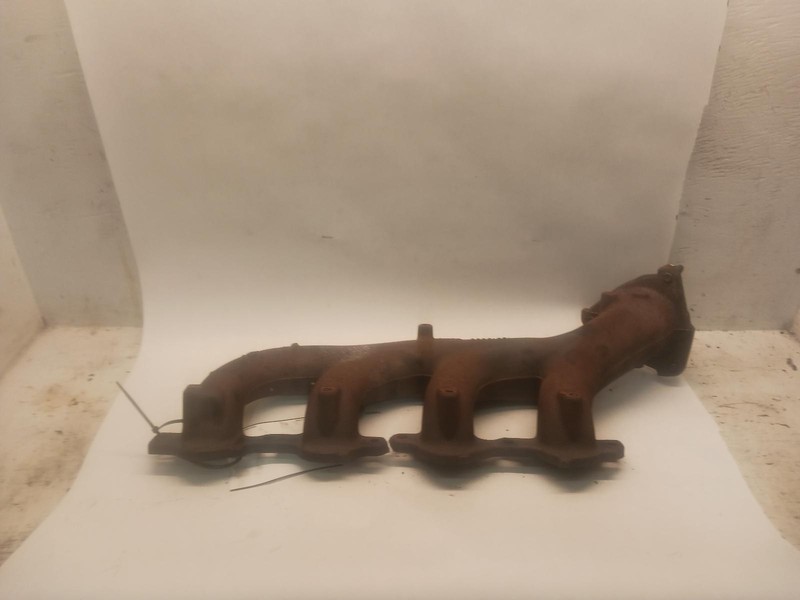 04-'13 CHEVROLET SILVERADO 1500 right Exhaust Manifold 5.3L OEM 1 Year Wnty!