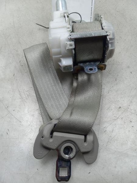 10-13 TOYOTA PRIUS PASSENGER SIDE FRONT SEAT BELT ASSEMBLY
