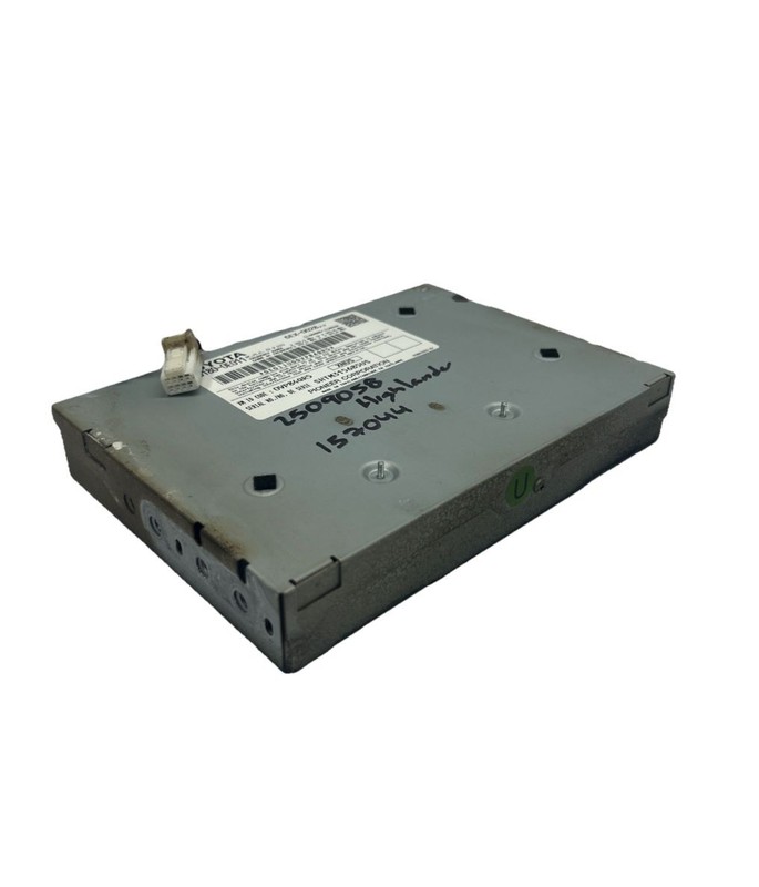 2014 to 2019 Toyota Highlander radio am fm satellite us market assembly