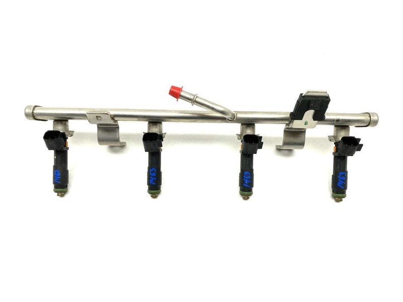 Fuel Rail With Injectors 2.4L 04627120AC Fits 2015-2017 Chrysler 200 85679