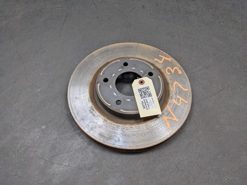 Front Left Right Brake Rotor Disc 2019 Nissan Rogue Sport 40206-4BA0A 2017 2018