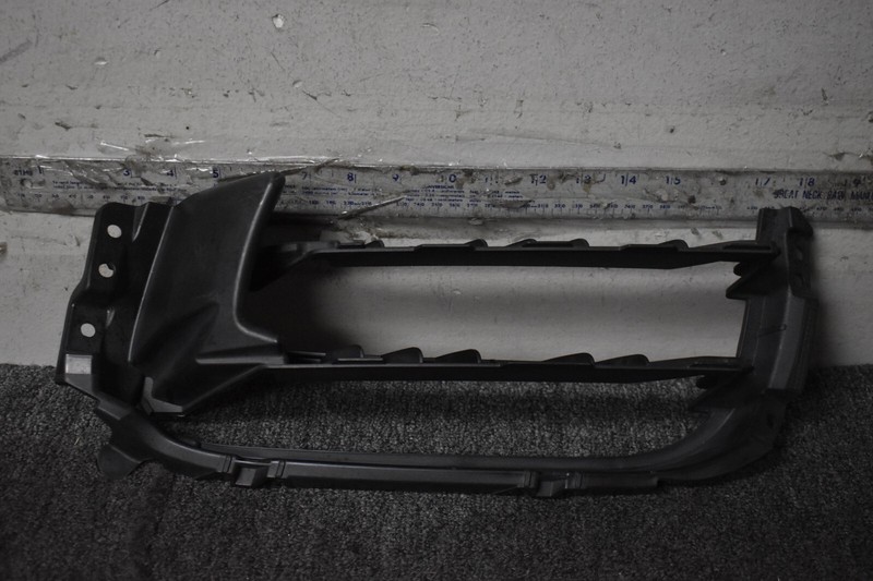 2017-2022 PORSCHE PANAMERA 4 FRONT RIGHT END SUPPORT FACTORY OEM