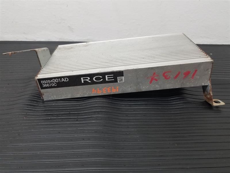 05-08 Chrysler Pacifica Audio Radio Amplifier OEM 5094001AD