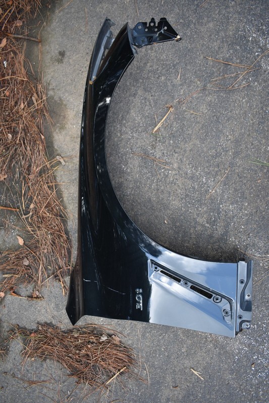INFINITI 3.0T FENDER RIGHT SIDE FACTORY OEM LOCAL PICKUP