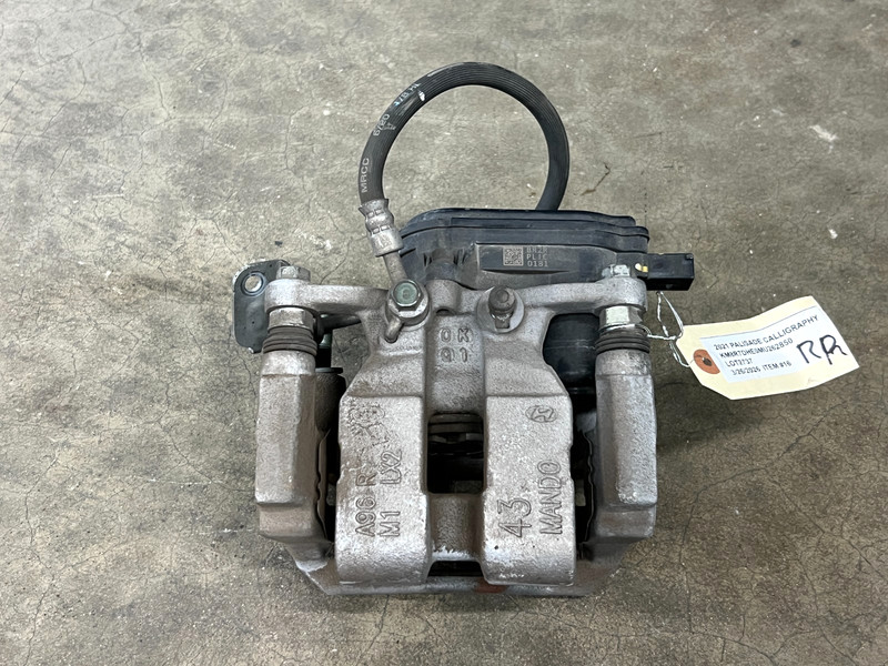 ⭐2020-2025 HYUNDAI PALISADE REAR RIGHT PASS BRAKE CALIPER BRACKET OEM LOT2737