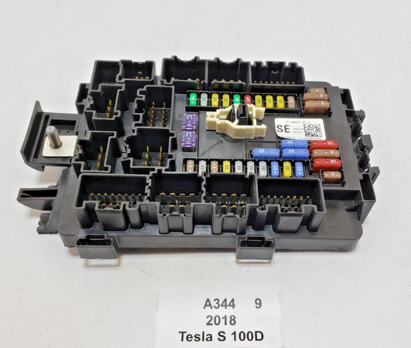 ✅ 2016-2020 OEM Tesla Model S Fuse Box Junction Control Module Fuse Relay