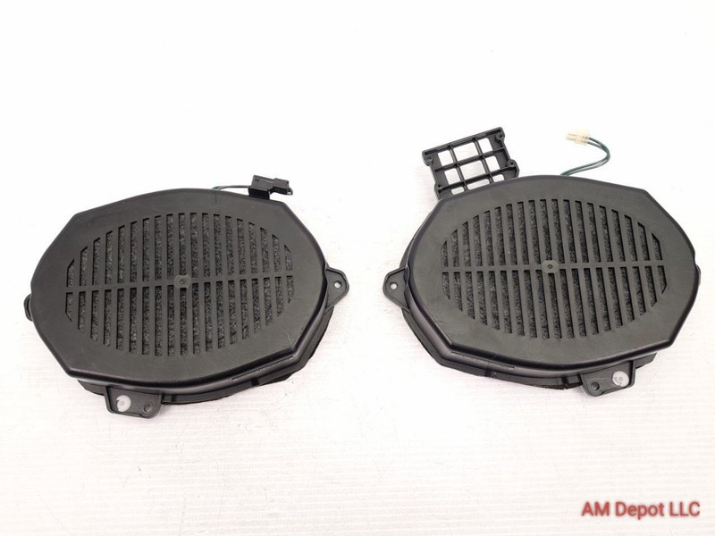 2002 BMW 330xi 330i 325i 325xi E46 Trunk Subwoofer Speaker Set Left Right Harman