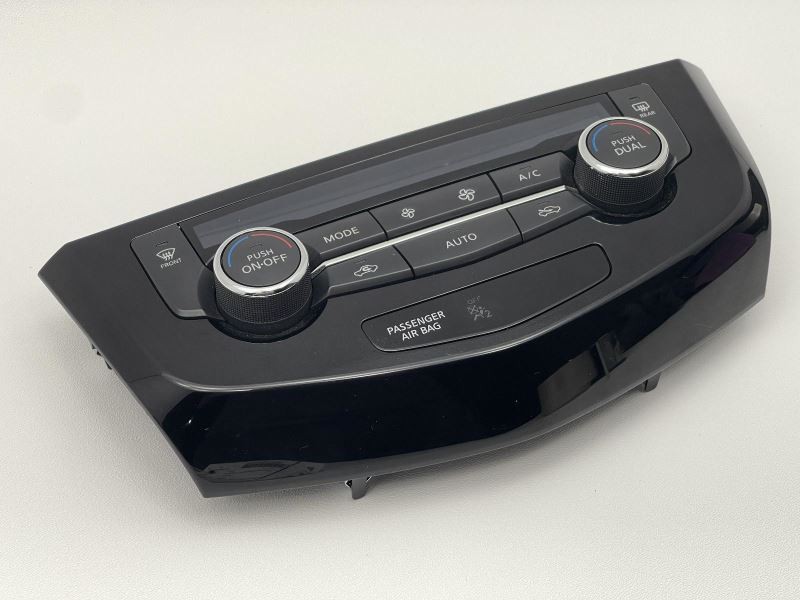 2017-2020 NISSAN ROGUE HEAT/AC CONTROLLER 2.5L AT AWD 31K 49307