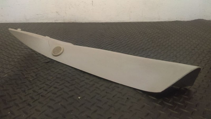 03-06 Cadillac Escalade Front Left Driver Pillar Trim Panel Tan OEM 15262931
