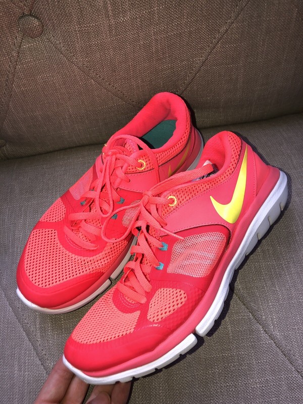 Nike Flex 2014 Run Womens Running Flex Tennis Shoes Coral Pink Yellow Size 6