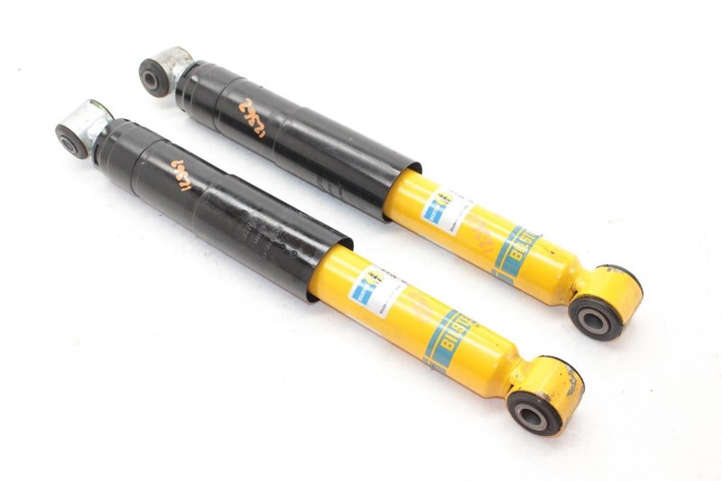 87-91 Porsche 944 Turbo Pair of Left and Right Rear Bilstein Struts 24020527