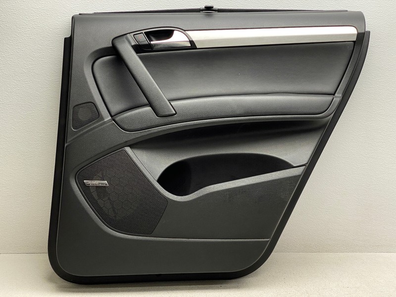 2007-2009 AUDI Q7 REAR RIGHT PASSENGER SIDE INTERIOR DOOR PANEL OEM LOT686