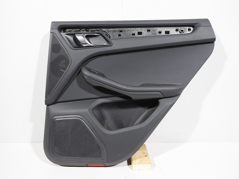 2015 - 2018 PORSCHE MACAN S 95B REAR RIGHT PASS SIDE INTERIOR DOOR PANEL OEM