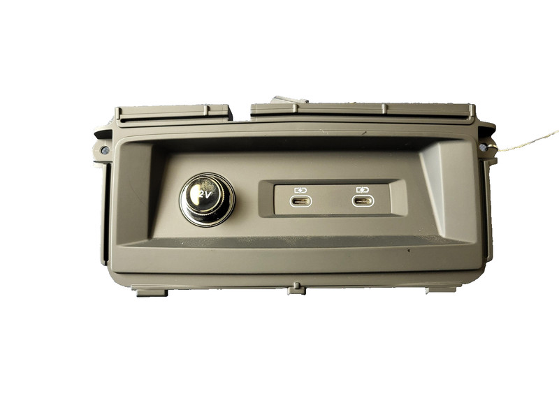 Used Oem Audi Rear Console USB Type-C Power Outlet for 2020-2025 SQ8