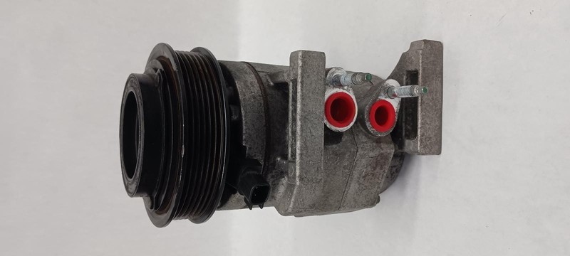 11-'13 CHRYSLER 300 AC Compressor 3.6L 72k miles OEM 1 Year Warranty!