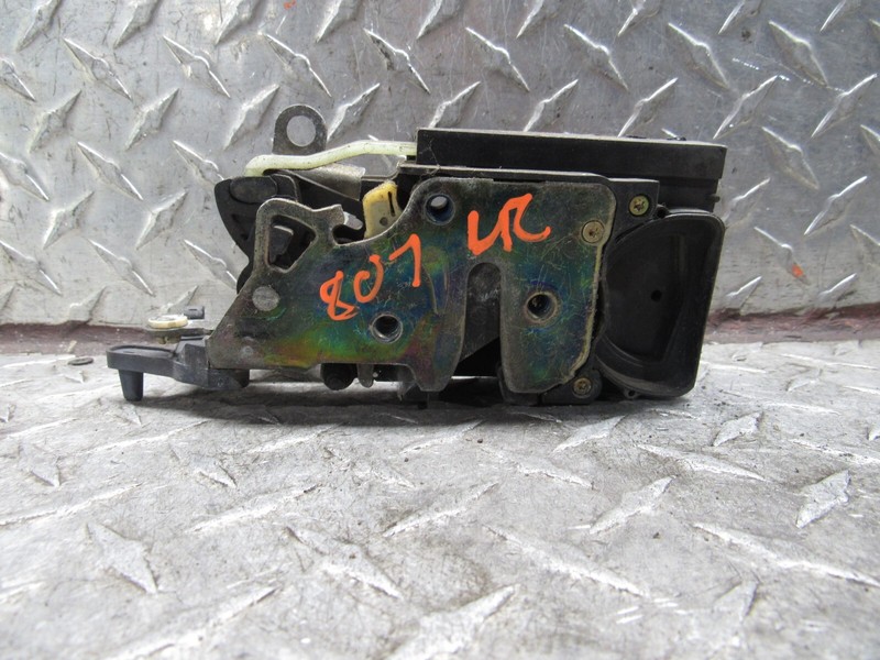 2001 GMC JIMMY S15/ S10 LEFT DRIVER REAR DOOR LATCH LOCK ACTUATOR 16637561