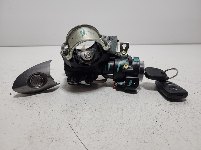 2011 2012 2013 2014 Hyundai Sonata Ignition Switch W/Key With Door Lock Gray OE