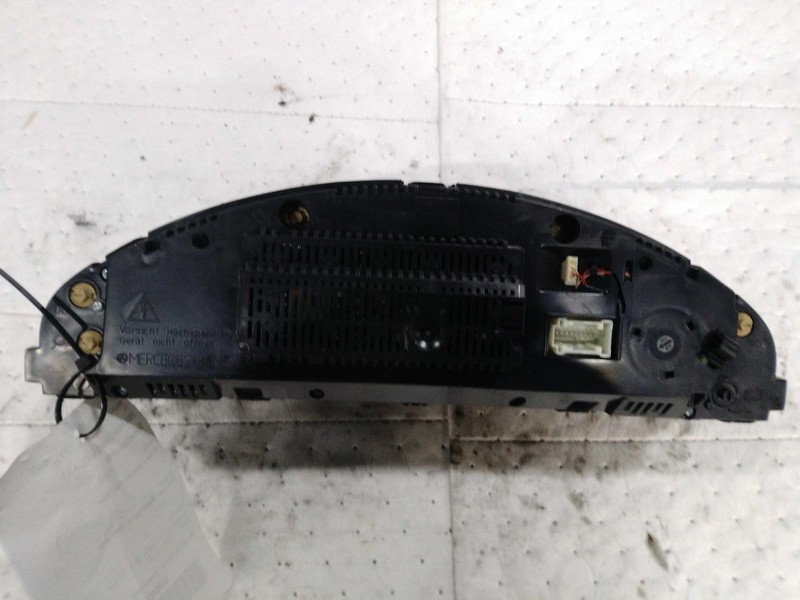 2001 Mercedes-Benz S-Class Speedometer Gauge Black OEM 2205400447 89K Miles