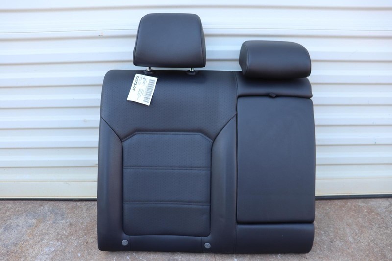 2018-2019 VOLKSWAGEN VW PASSAT REAR RIGHT PASSENGER SIDE UPPER SEAT BACKREST OEM