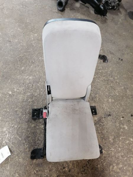 Front Center Jump Seat Opt AZ3 Fits 07-09 SIERRA 1500 PICKUP 1168174