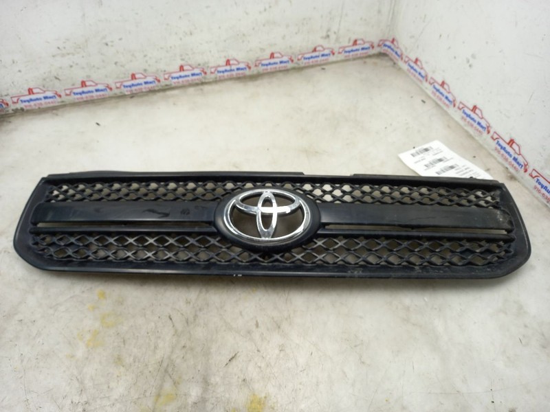 04 05 TOYOTA RAV 4 UPPER GRILLE WITHOUT TRIM