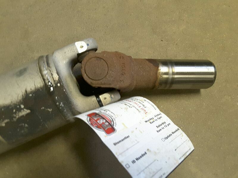 Rear Drive Shaft 129" Wb 4WD 5.3L Fits 03-06 ENVOY XL 164319