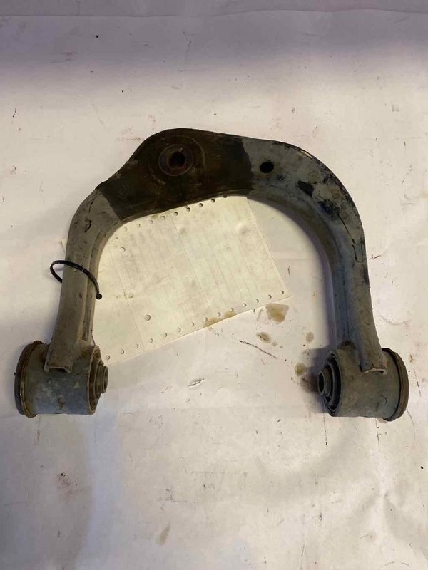 Upper Control Arm Front TOYOTA TUNDRA Right 00 01 02 03 04 05 06