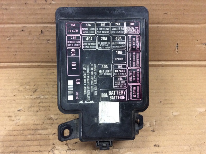 97-01 Honda CR-V Main Fuse Relay Box Assembly “A0” Used OEM