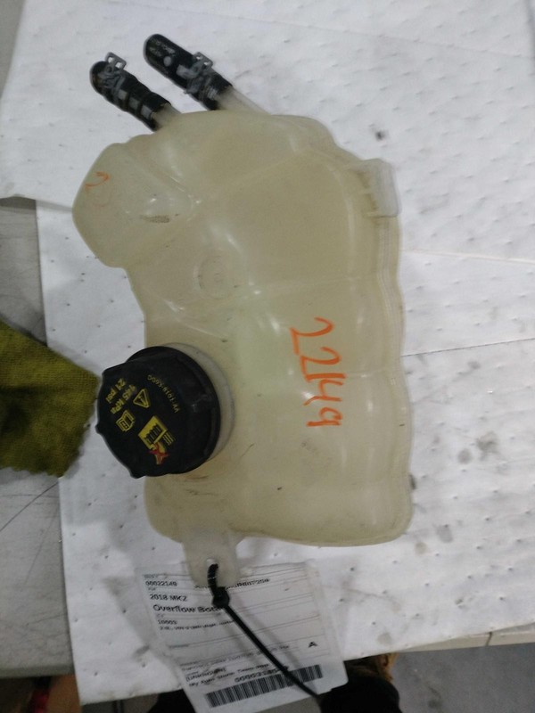 2018 Lincoln MKZ Engine Coolant Reservoir Silver OEM 2.0L 82000 Miles