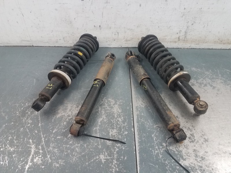 2001 Toyota Tacoma XtraCab 4x4 V6Shock Strut Set #9140 S1