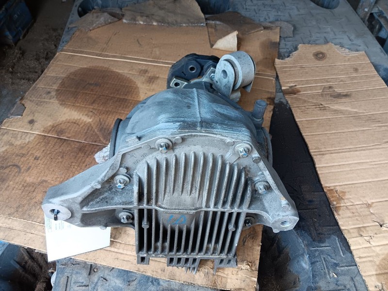 2014-2018 OEM Mercedes W212 E63 CLS63 AMG S AWD Rear Axle Differential Carrier